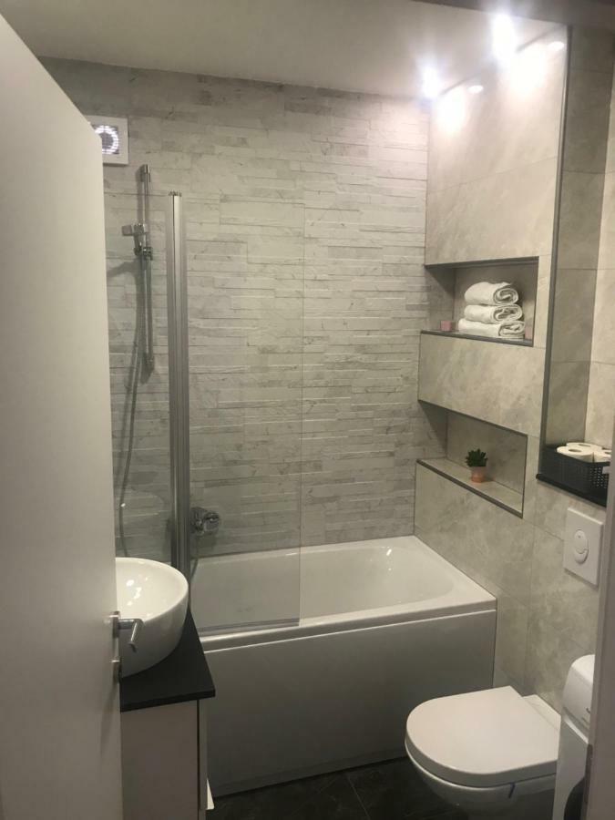 Apartments Holiday Baska Voda Baska Voda