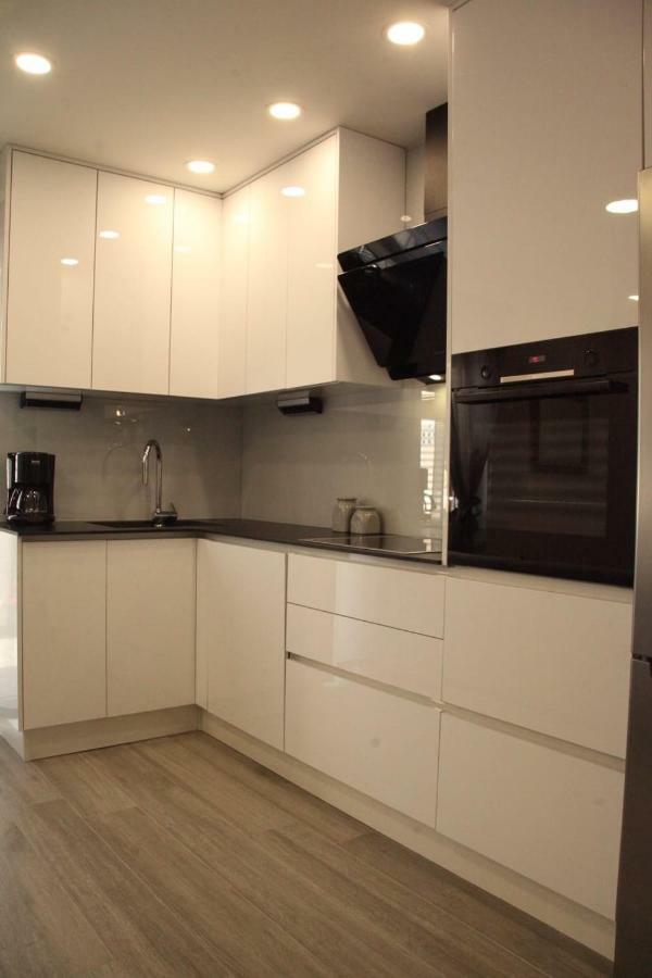 Apartments Holiday Baska Voda *